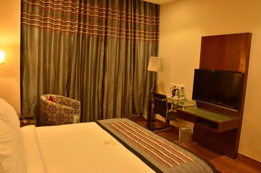 Hotel Down Town 贾朗达尔 外观 照片