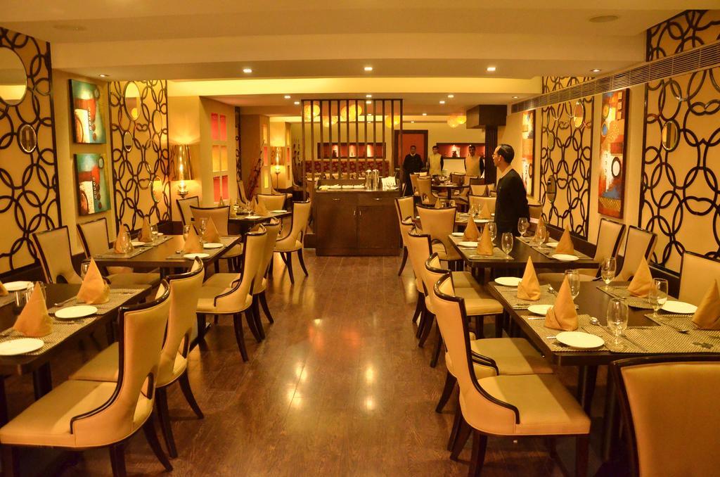 Hotel Down Town 贾朗达尔 外观 照片